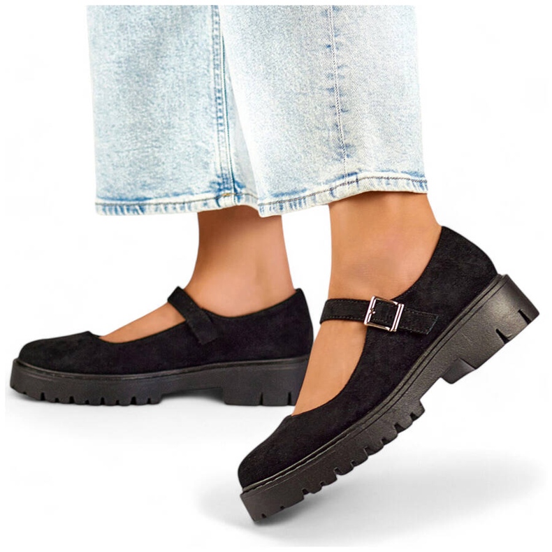 Női velúr cipő csattal, fekete 2720-1B 1 Női velúr cipő csattal, fekete 2720-1B 1