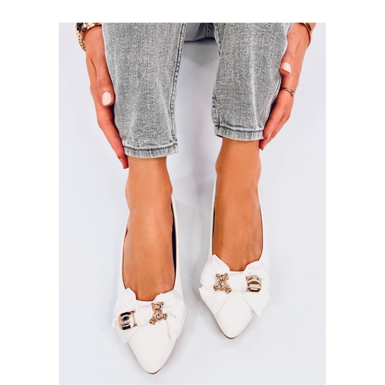 Fehér mackó balerinák 1