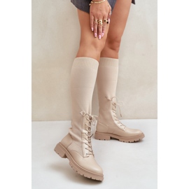 68129-es modell bézs csizma 1