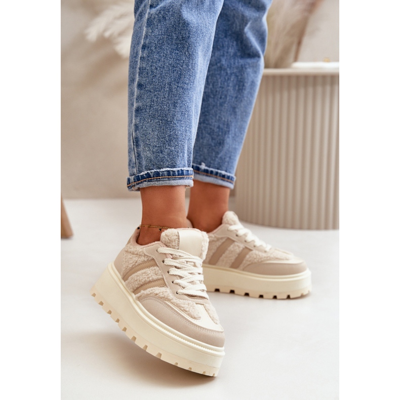 Sportcipő Modell 24886 Beige bézs 1