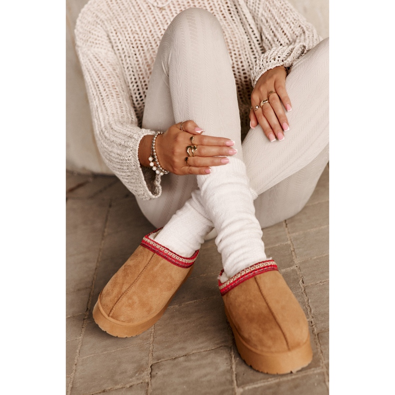 20219-4B modell Camel hócsizma barna 2