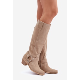 Velúr csizma alacsony sarkú, térd feletti felsőrésszel Zazoo 3444/O világos bézs 1