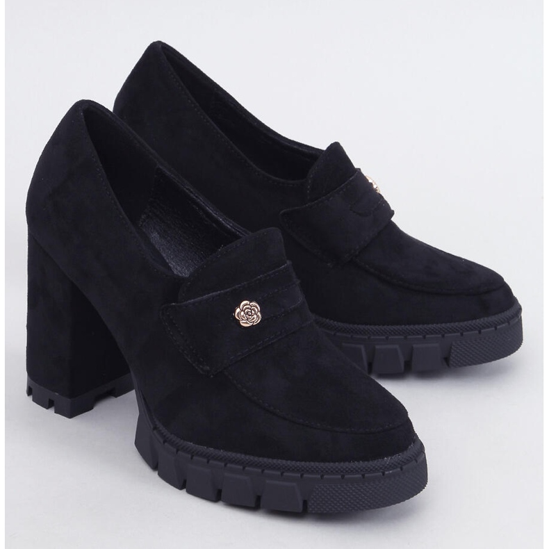 Női magas sarkú és platformos cipő díszítéssel fekete 1