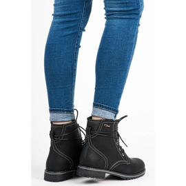 Queentina Munkacsizma fekete 1