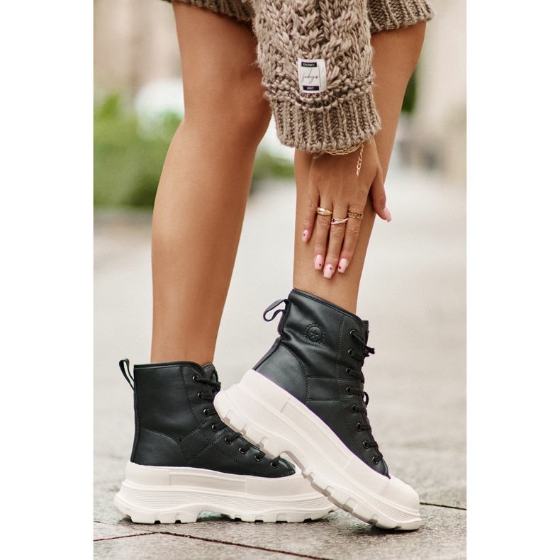 Bőr szigetelt tornacipő hatalmas platformon Big Star OO274A599 fekete 3