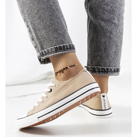 Klasszikus bézs színű Kolind női tornacipő 2