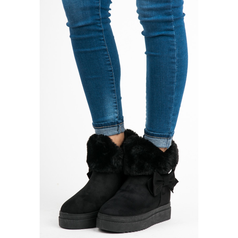 Vices Hócsizma a peronon fekete 1