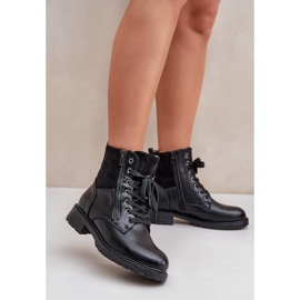 Szigetelt lapos sarkú csizma, Eco-bőr, fekete 2