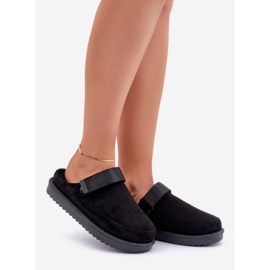 Hőszigetelt női papucsok az emelvényen, fekete 1