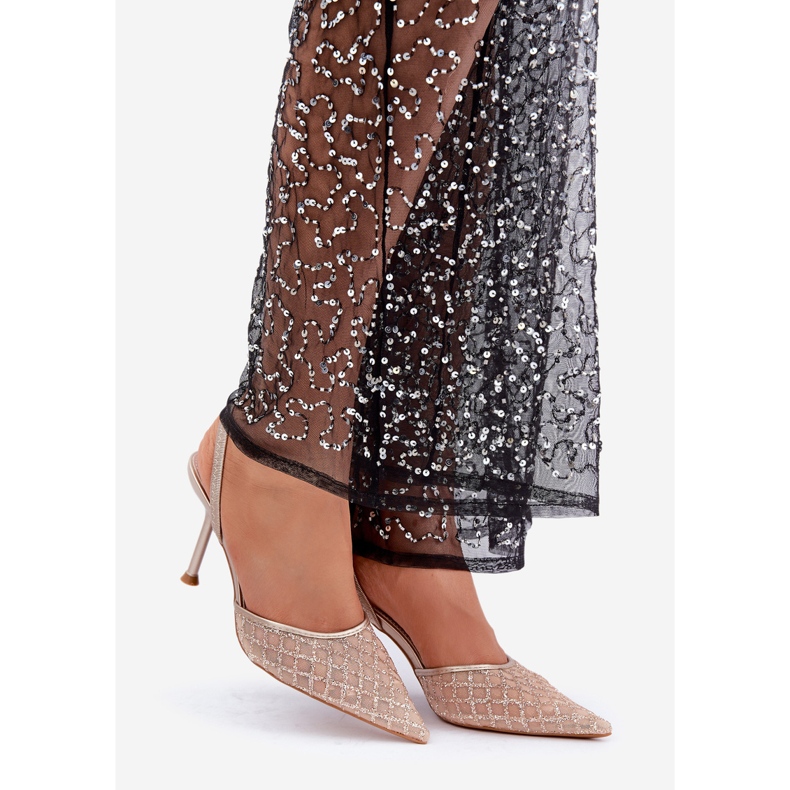 Arany csillámmal díszített magassarkú nyitott sarokkal aranysárga 1