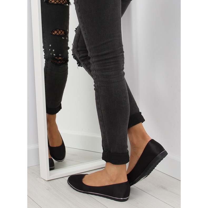 Szatén fekete balerina A8621 fekete 2