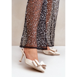 Step in style Elegáns női arany magassarkú masnival aranysárga 1
