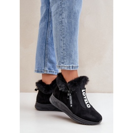 Hőszigetelt fekete női sportcipő 1