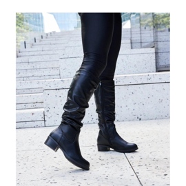 Fekete ráncos Angelico csizma - Solea 1