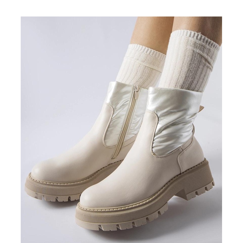 Garrett - Solea bézs bokacsizma dekoratív felsőrésszel 1