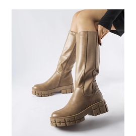 Barna szigetelt lapos csizma a Ceredano - Solea cégtől 1 Barna szigetelt lapos csizma a Ceredano - Solea cégtől 1