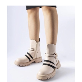 Bézs színű hőszigetelt csizma a Laderoute - Solea márkától 1 Bézs színű hőszigetelt csizma a Laderoute - Solea márkától 1