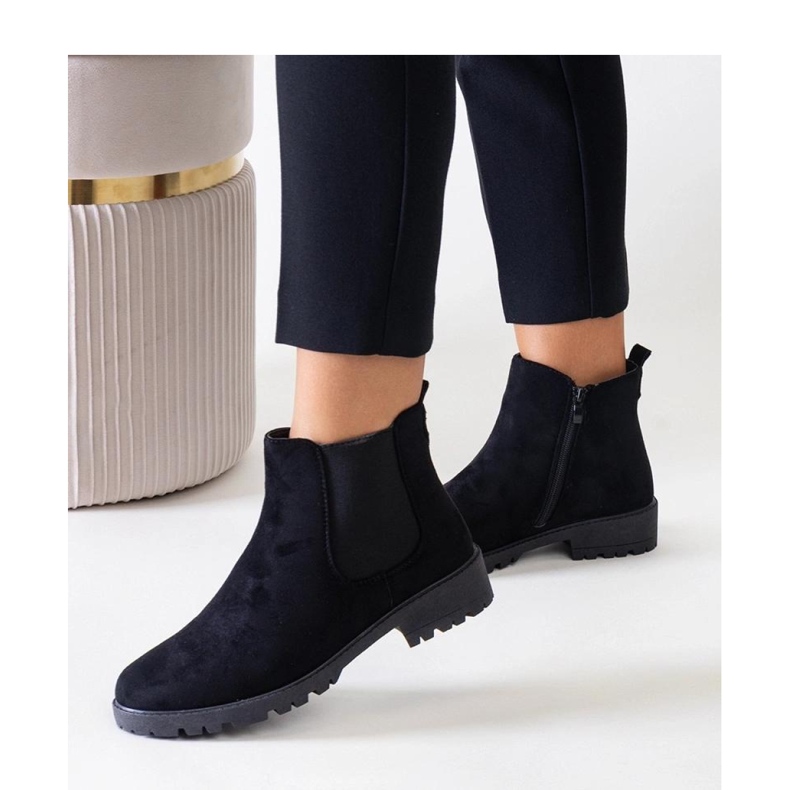 Fekete klasszikus alkalmi bokacsizma öko-velúrból Sabre - Solea 1