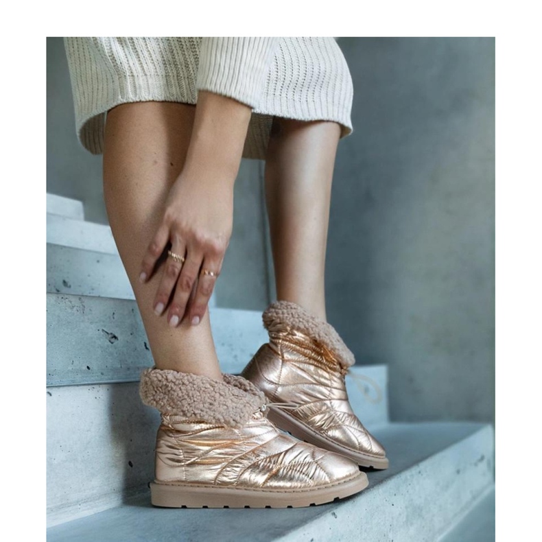 Arany hőszigetelt hócsizma Caellita mandzsettával - Solea 1 Arany hőszigetelt hócsizma Caellita mandzsettával - Solea 1