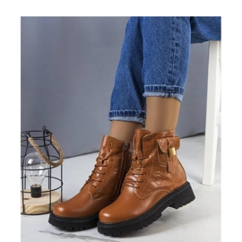 Barna szigetelt csizma a Coal - Solea márkától 1