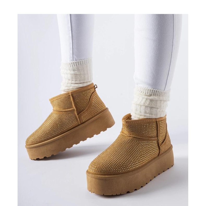 Barna hócsizma cirkóniával 1