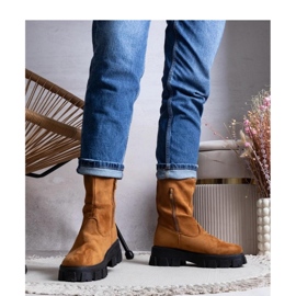 Barna platformú bokacsizma 1