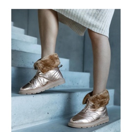 Arany hőszigetelt hócsizma gallérral aranysárga 1