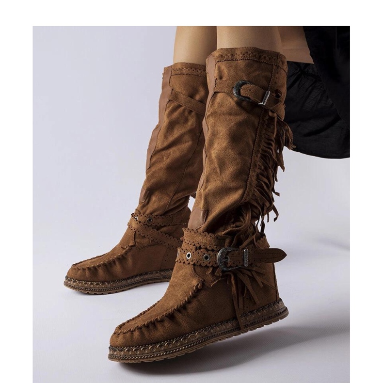 Barna csizma beltéri ékkel 1