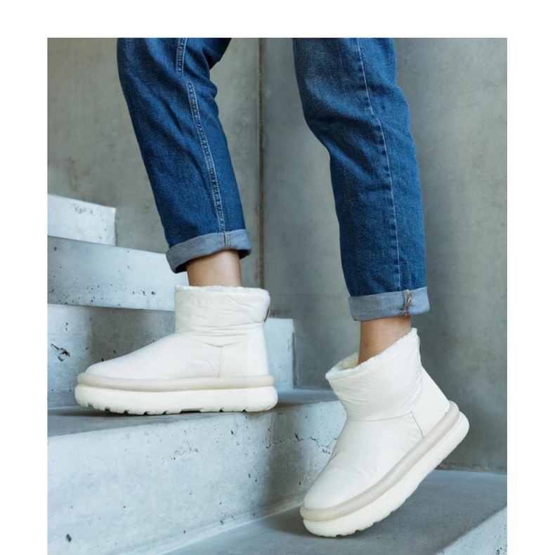 Bézs meleg platformos hócsizma 2