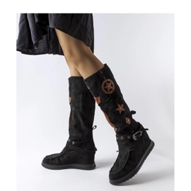 Fekete boho stílusú csizma 1