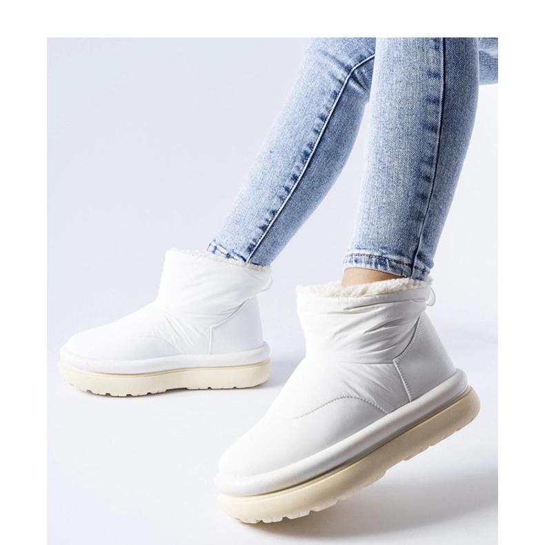 Fehér hőszigetelt hócsizma 1