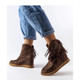 Barna ékes csizma 2