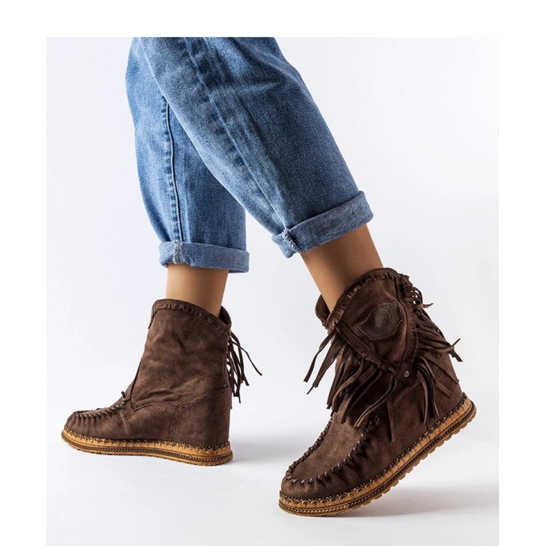 Barna ékes csizma 2