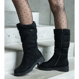 PA1 Fekete szigetelt csizma a Jaelynn márkától 2