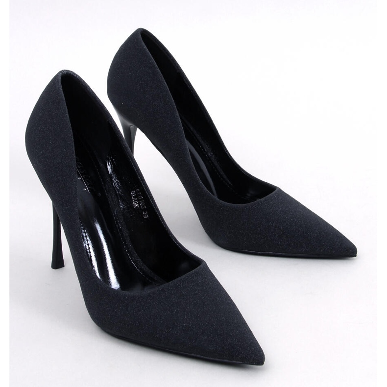 Fényes magassarkú fekete részecskékkel 1