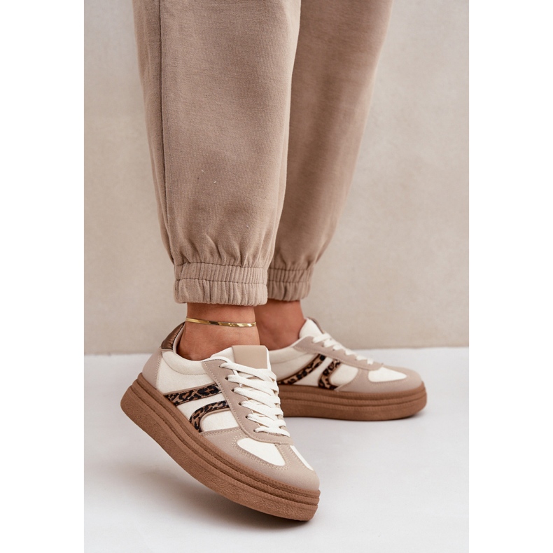 Platform Sportcipő Modell 8912 Bézs 1 Platform Sportcipő Modell 8912 Bézs 1