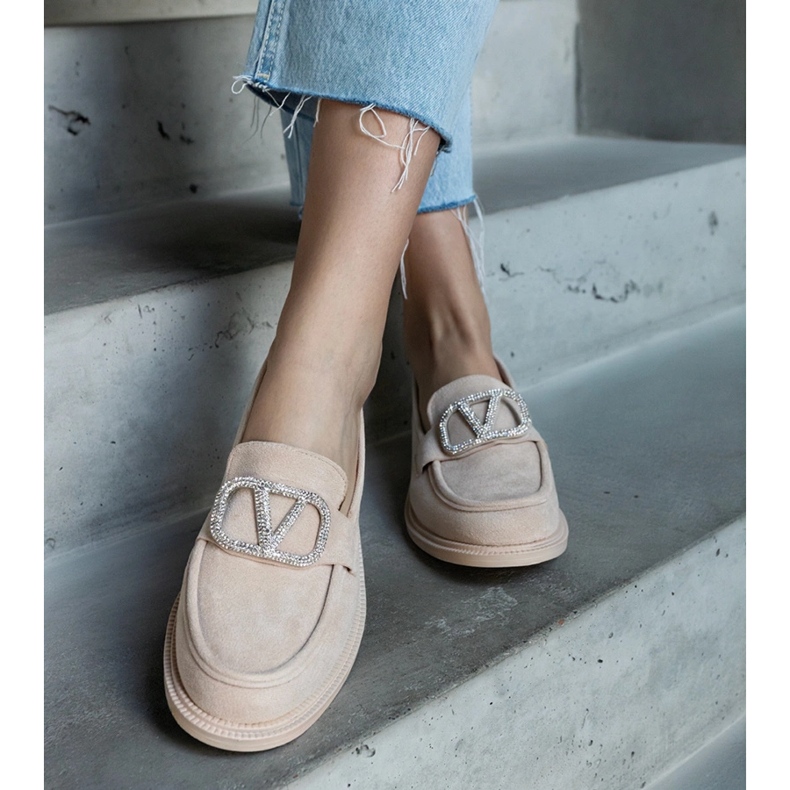 Bézs mokaszinok, strasszokkal díszítve 1