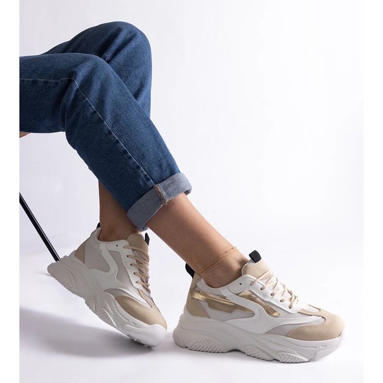 Bézs és arany színű női tornacipő 2