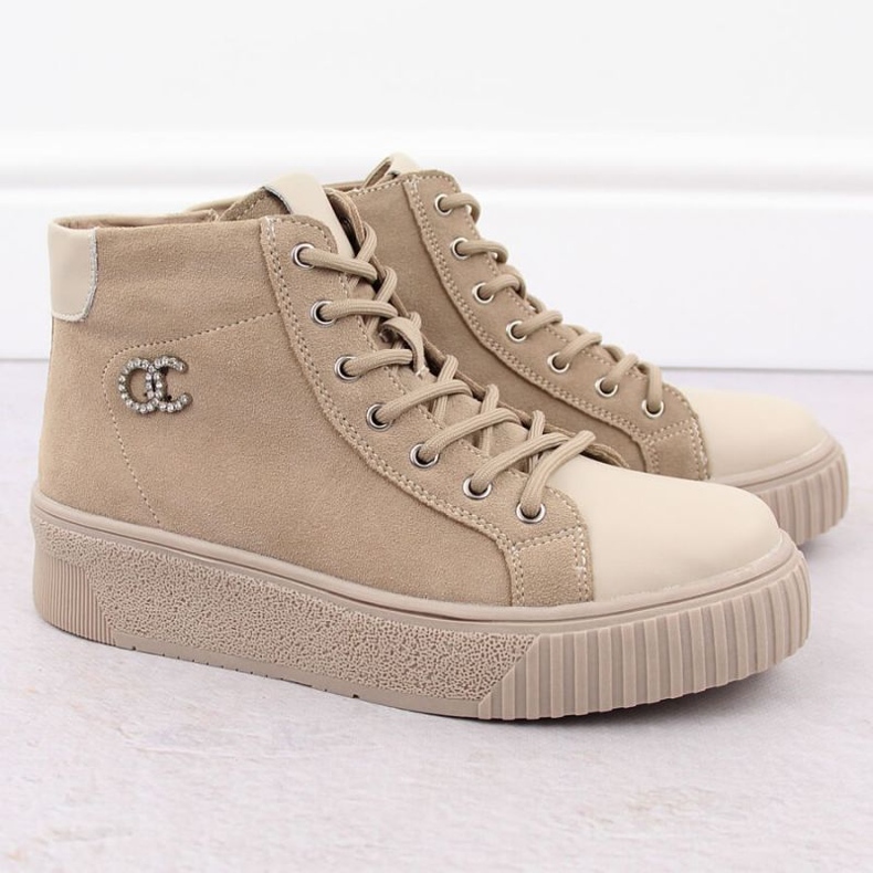 Filippo csizma a DBT6483 PAW564B -ben 2