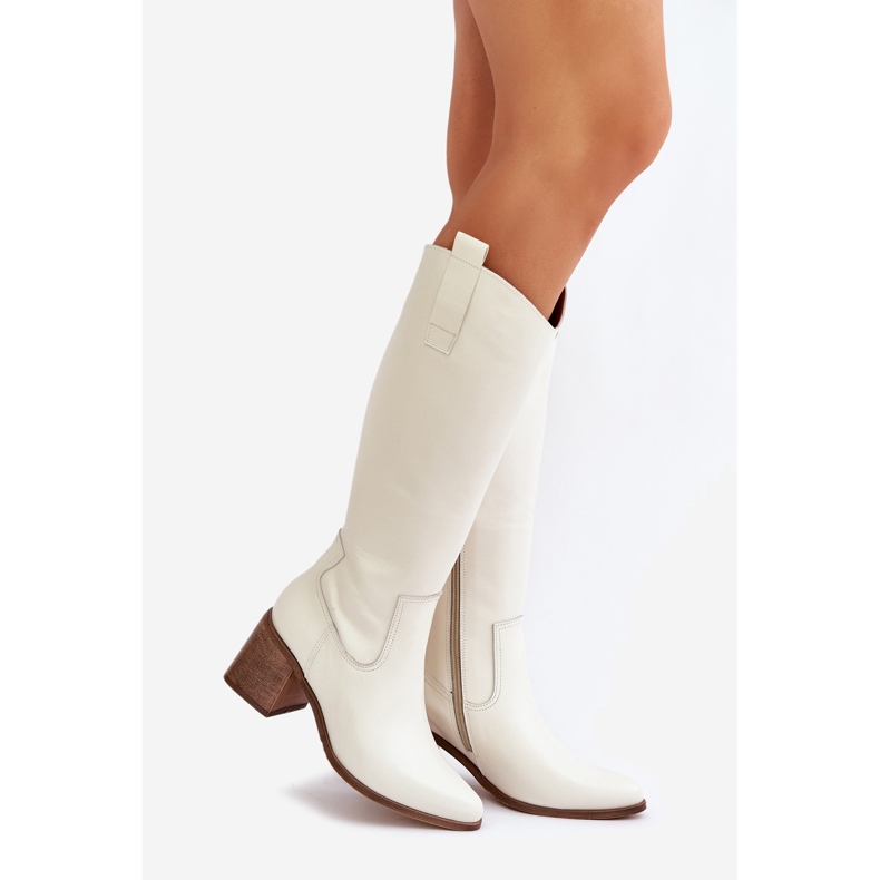 Bőrcsizma a térd előtt a Zazoo 3675 fehér oszlopon 1 Bőrcsizma a térd előtt a Zazoo 3675 fehér oszlopon 1