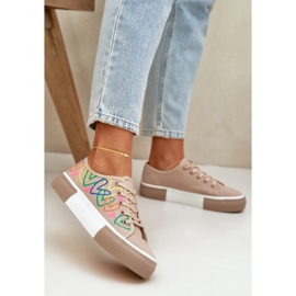 Női cipők sötét oldalakon bézs 2 Női cipők sötét oldalakon bézs 2