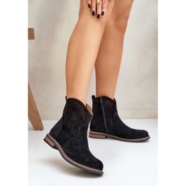 Fekete nyitott csizma 2 Fekete nyitott csizma 2