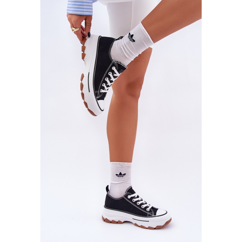 News Alacsony női cipők a platformon fekete 2