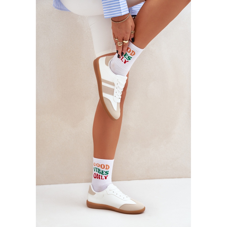 Alacsony női cipők öko bőr bézs és fehér 2