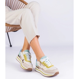 Zöld sport cipők a platformon arany beillesztéssel 2