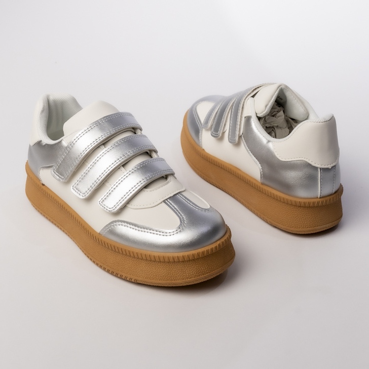 Női sport cipők ezüstfehér 1