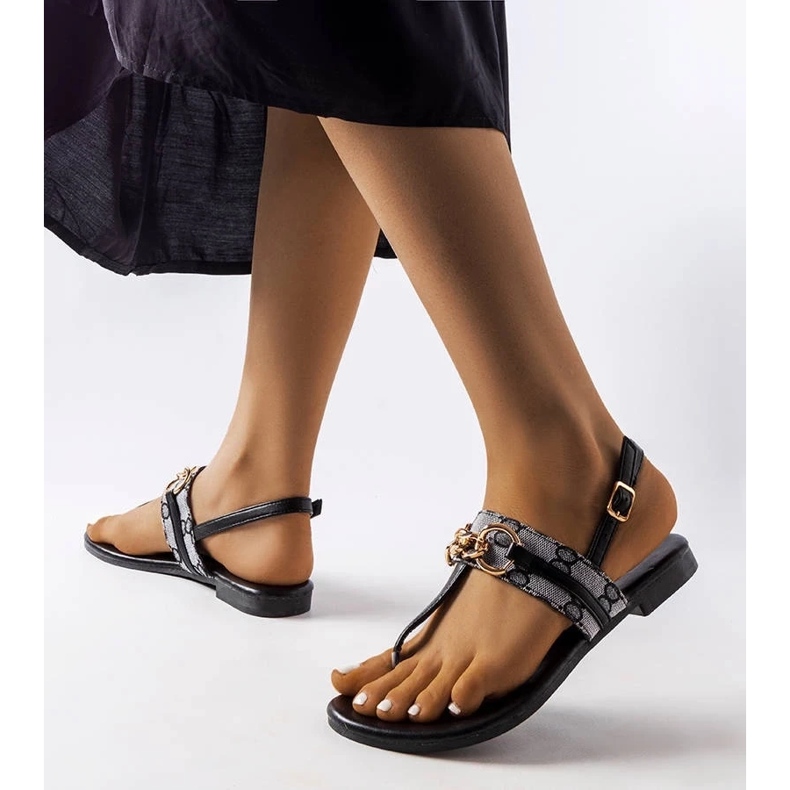 Bézs színű, magas sarkú női bokacsizma 2