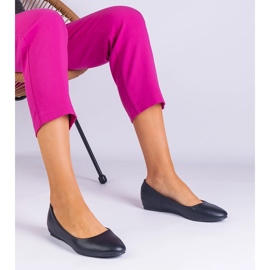 Fekete balerinák egy rejtett éken az öko -lé 1