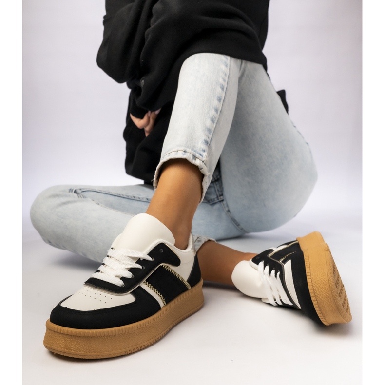 Női klasszikus cipők a Platfom Black -en fekete 1