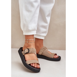 Női velúr papucs a Zazoo 3024 bézs platformon 2